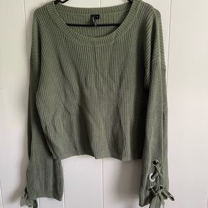 Wide sleeve sweater